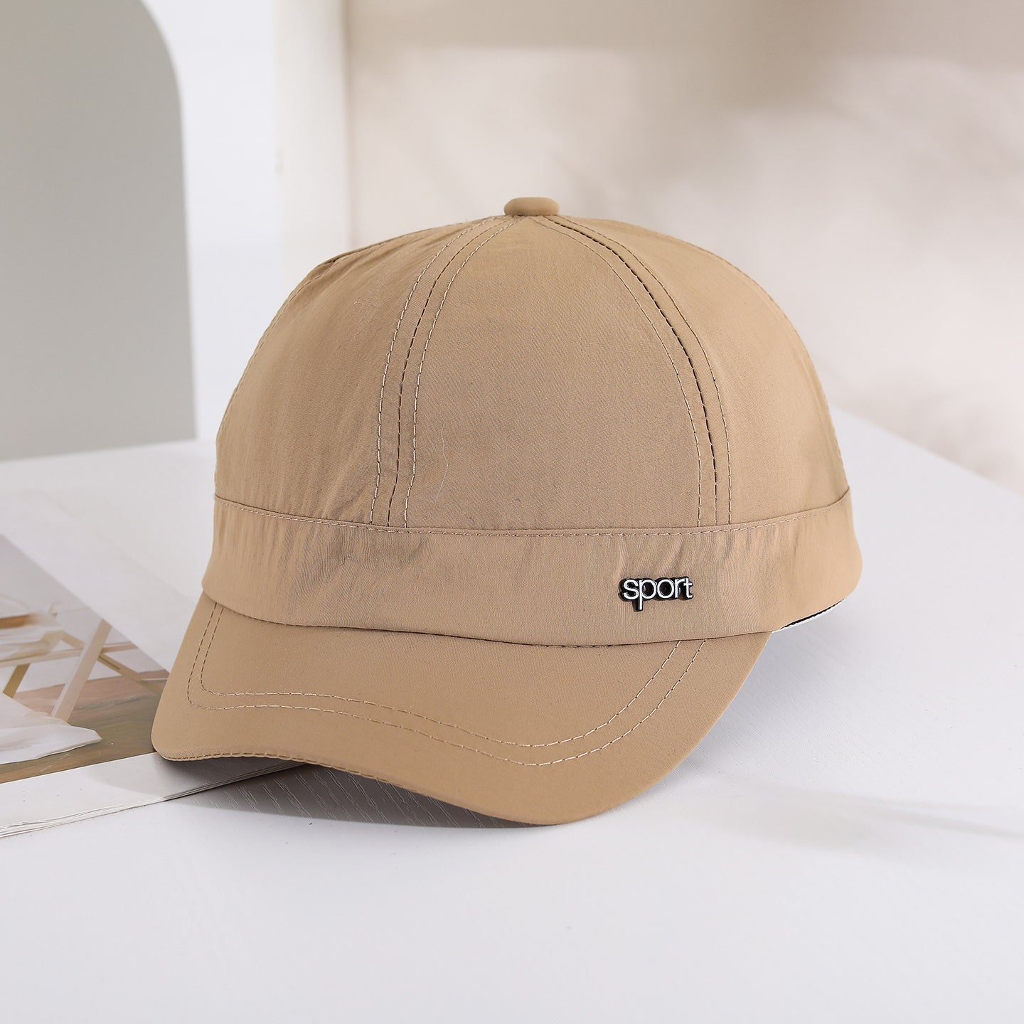 Men's Solid-color Sport Quick-drying Thin Style Versatile Sporty Short-brimmed Baseball Cap Suitable For Daily Commuting, Casual Outings And Outdoor Activities.